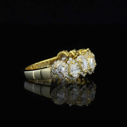 1.2ct Pear And Round Moissanite Band For Women
